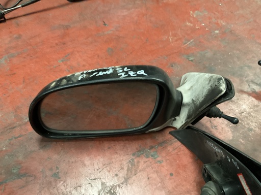 [02206] Retrovisor izquierdo manual hyundai acent ‘96
