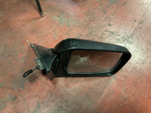 [Sin referencia] Retrovisor derecho manual nissan sunny ‘93