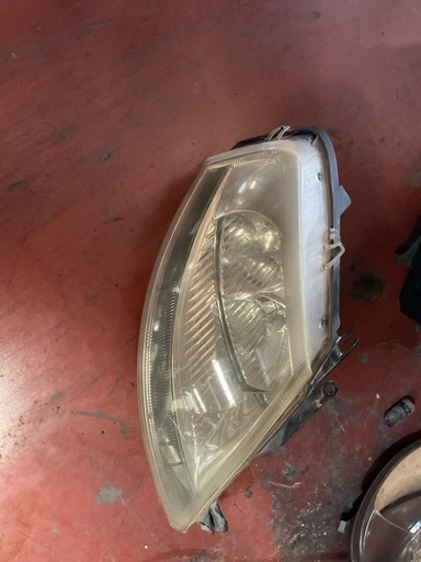 Faro derecho citroen c3