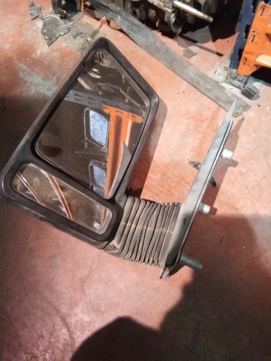 [0156267] Retrovisor izquierdo iveco daily '04