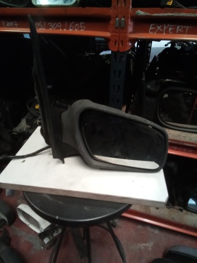 [026031] Retrovisor derecho ford fusión '06