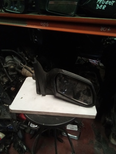 Retrovisor derecho manual ford mondeo '03