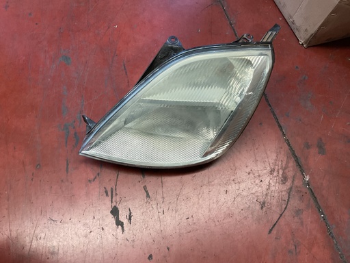 Faro izquierdo Ford Fiesta 2004