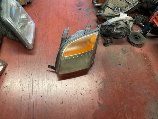 Faro izquierdo Ford Fusion 2004