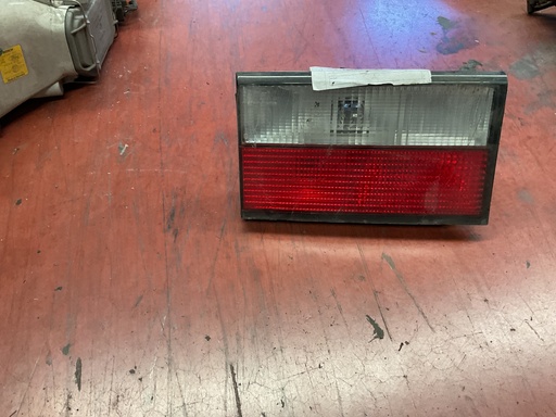 Piloto izquierdo porton Citroen Xantia 1998