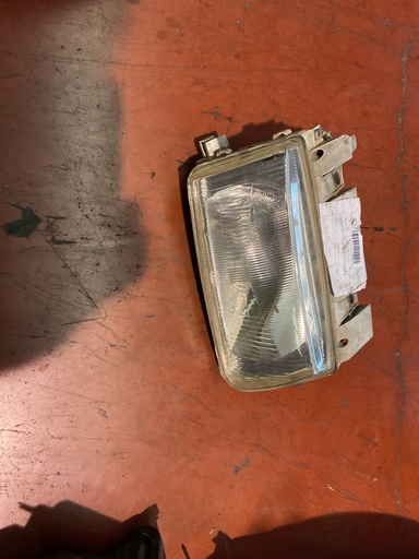 Faro derecho Volkswagen Polo 1999