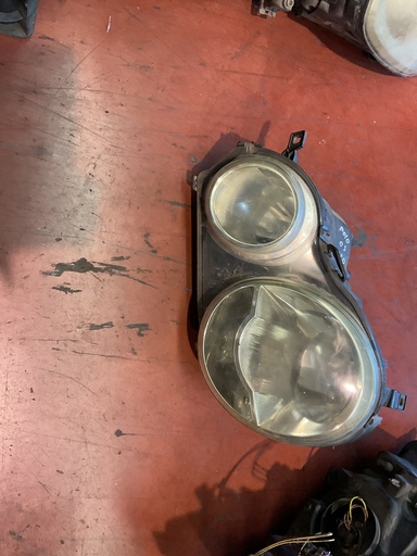 Faro izquierdo Volkswagen Polo 2001