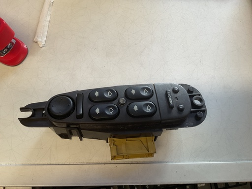 [Sin referencia] Botonera eleva lunas jaguar S-type ‘07