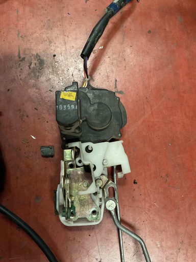 [Sin referencia] Cerradura delantera izquierda rover 420 ‘99