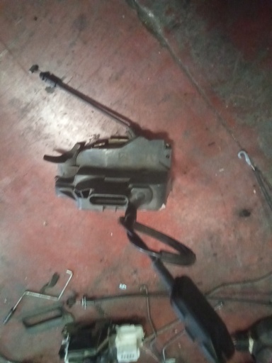 [009150Z98] Cerradura delantera izquierda Renault laguna '03