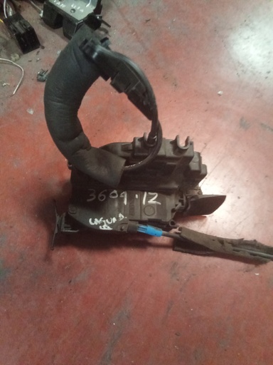 [805010004R] Cerradura delantera izquierda Renault laguna '08