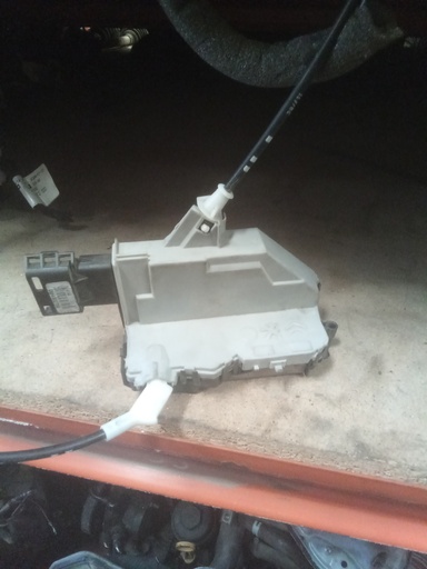 [A04076] Cerradura trasera izquierda citroen c5 '19