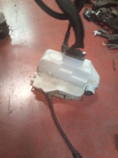 Cerradura delantera izquierda citroen c2 '03