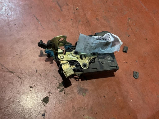 [Sin referencia] Cerradura trasera izquierda daewoo tacuma ‘04