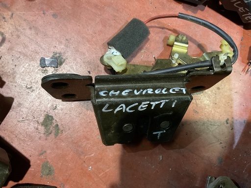 [Sin referencia] Cerradura maletero chevrolet lacetti ‘07