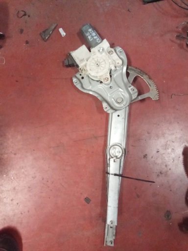 [106089] Elevalunas delantero derecho Toyota Corolla '07