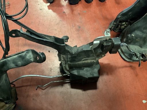 [Sin referencia] Cerradura delantera derecha toyota rav-4 ‘00