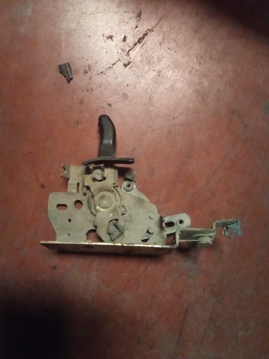 Cerradura maletero citroen Berlingo '00