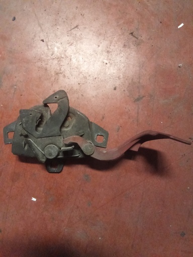 Cerradura capo alfa romeo 147 '02