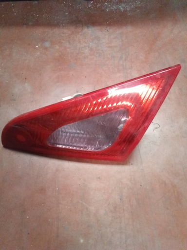 Piloto derecho Mitsubishi colt '05