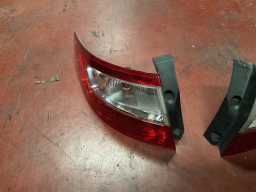 [Sin referencia] Piloto izquierdo renault fluence ‘10