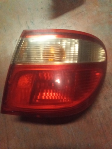 Piloto derecho Nissan Almera '04