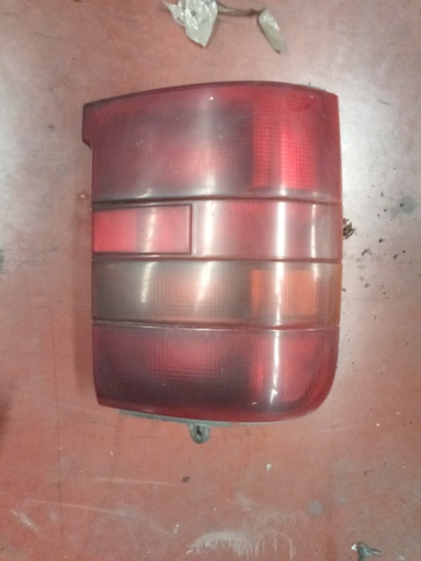 Piloto izquierdo Nissan serena '96