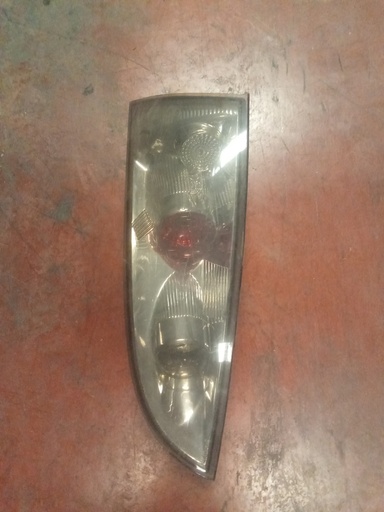 Piloto izquierdo Ford Focus '00