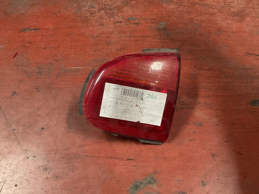 [Sin referencia] Piloto izquierdo porton ford escort ‘94