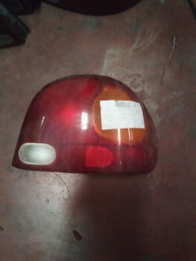 Piloto derecho Hyundai accent '98