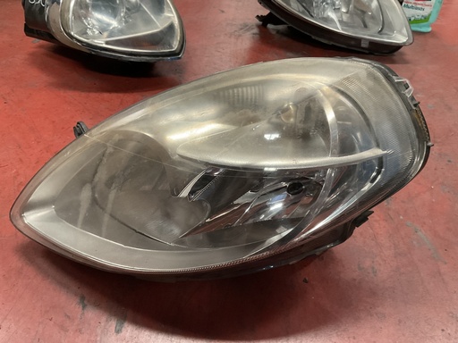 [Sin referencia] Faro izquierdo lancia ypsilon ‘07