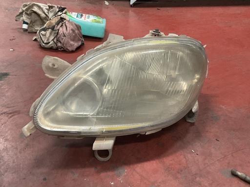 [Sin referencia] Faro izquierdo smart coupe ‘06