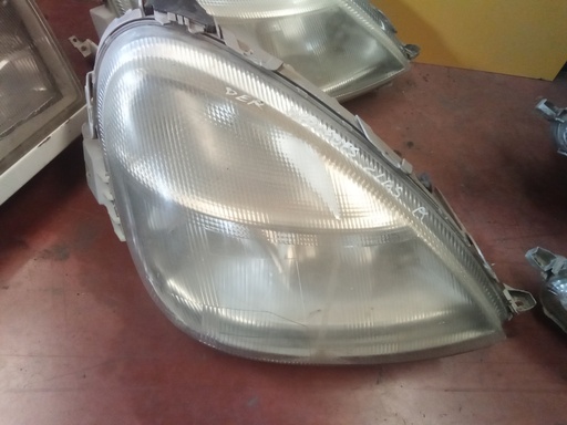 Faro derecho Mercedes clase a w168 '00