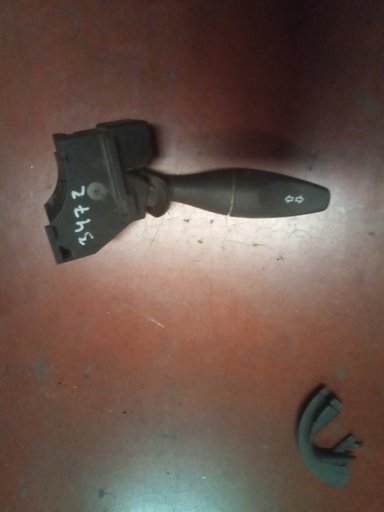 Mando de intermitentes ford fiesta '03