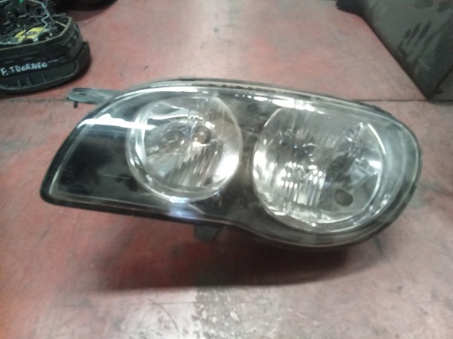 Faro izquierdo Toyota Corolla '01