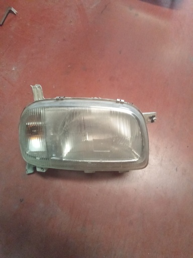 Faro derecho Nissan micra 1996