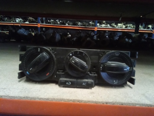 [6JA820045A] Mando aire acondicionado seat toledo '12