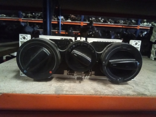 [1J0819045F] Mando aire acondicionado Volkswagen lupo '00