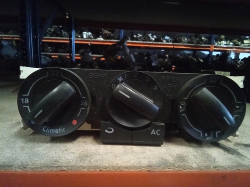 [6Q0820045E] Mando aire acondicionado Volkswagen polo '03
