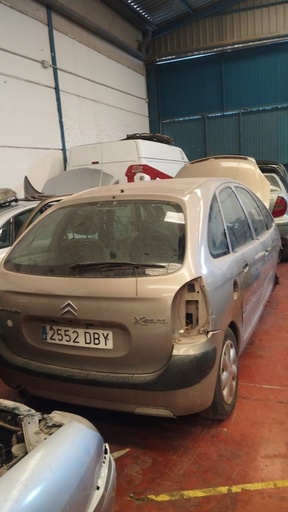 [D-RHY] 0144 CITROEN XSARA PICASSO 2.0 HDI 2004
