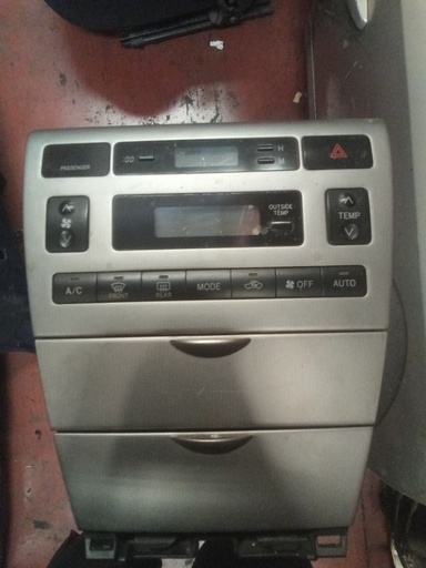 Mando climatizador Toyota Corolla '06