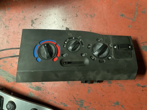 [Sin referencia] Mando aire acondicionado iveco daily ‘02