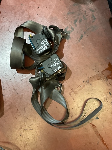 Cinturon delantero izquierdo seat toledo '02