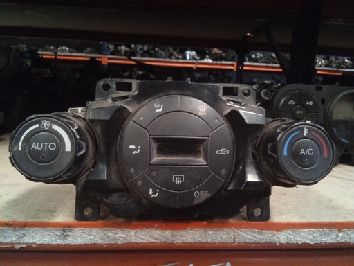 Mando climatizador Ford fiesta '09
