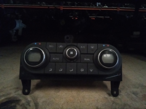 Mando climatizador Nissan qashqai '10