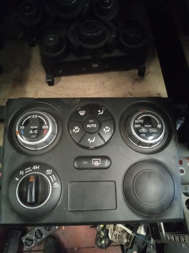 Mando climatizador Suzuki gran Vitara '08