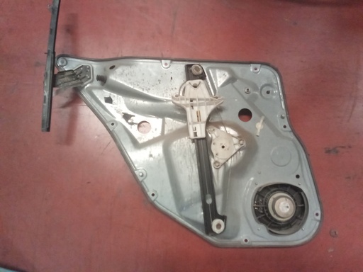 Elevalunas trasero derecho seat Ibiza '04