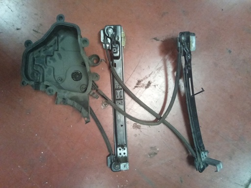 Elevalunas delantero derecho seat Ibiza '10