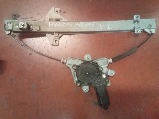 Elevalunas trasero izquierdo Hyundai accent '99