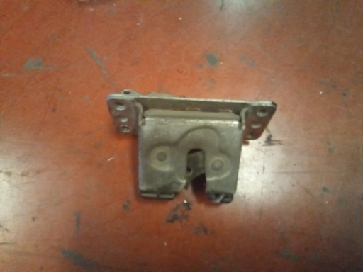 Cerradura maletero Opel zafira a '01